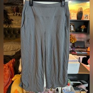 versona capri lounge pants